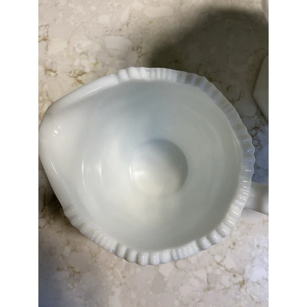 White Milk Glass Starburst Creamer & Pedestal Sugar Bowl Set 2‑Piece Vintage